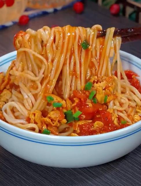 螺霸王西红柿打卤面