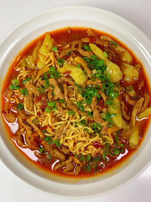 辛拉面泡椒牛肉面